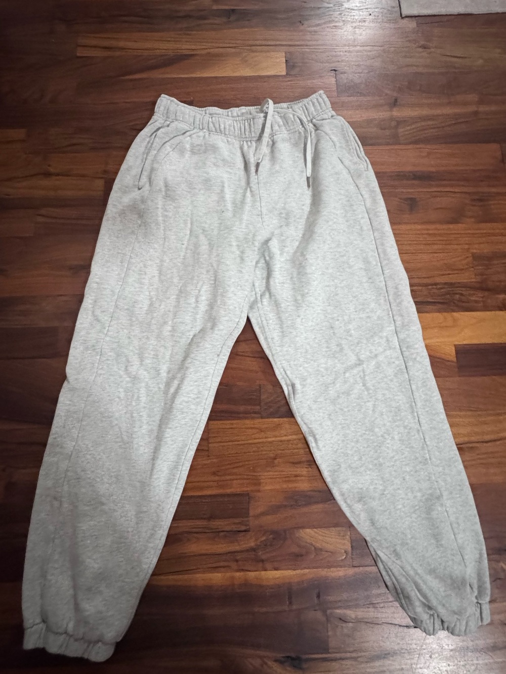 Lululemon Scuba mid rise oversized jogger heathered core ultra light gray